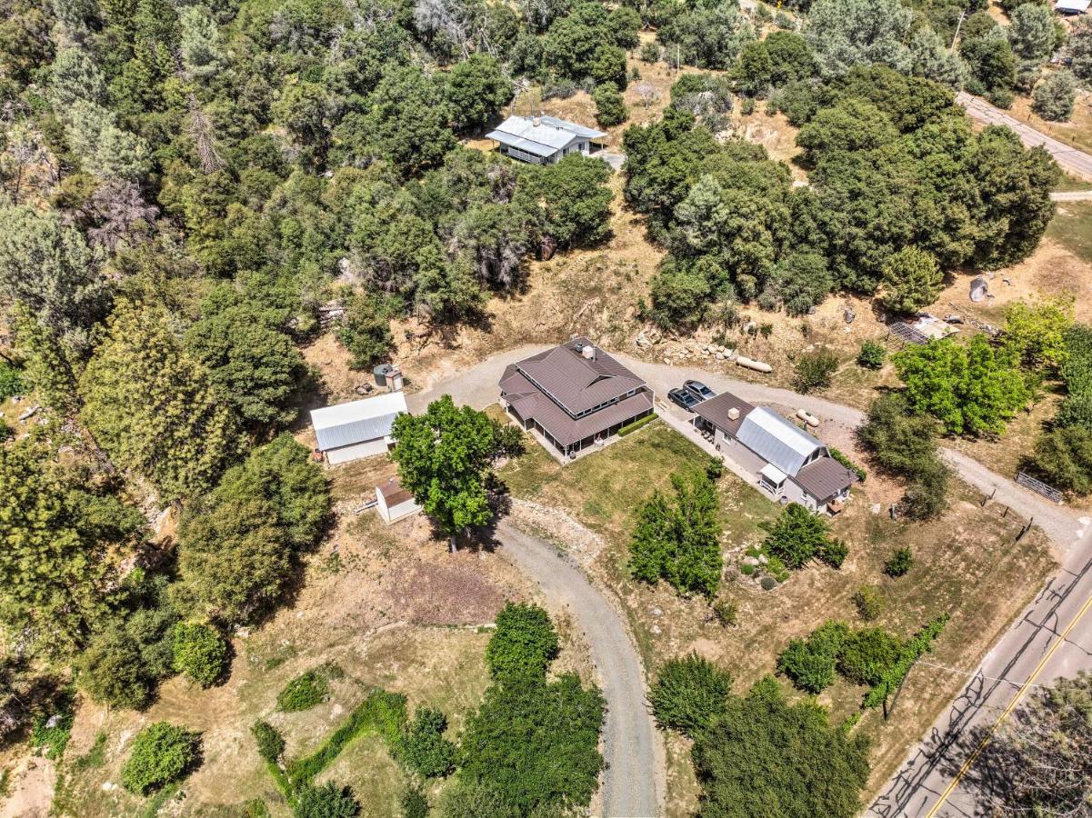 Historic Mariposa Stagecoach Stop With Gas Fire Pit! Exterior photo
